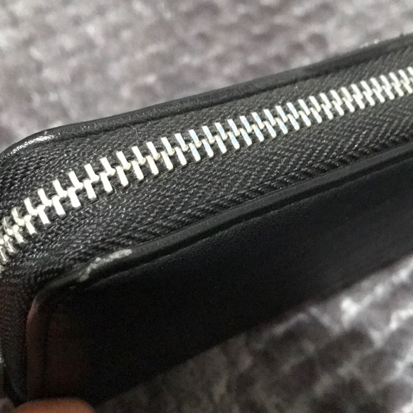 Calvin Klein wallet - Picture 3 of 6